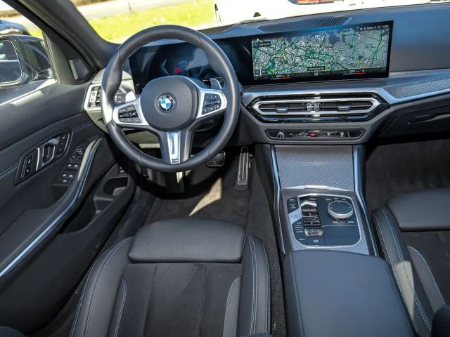 BMW 330 330d M-Sport Touring