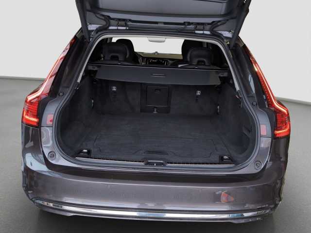 Volvo V90 AWD Recharge T8