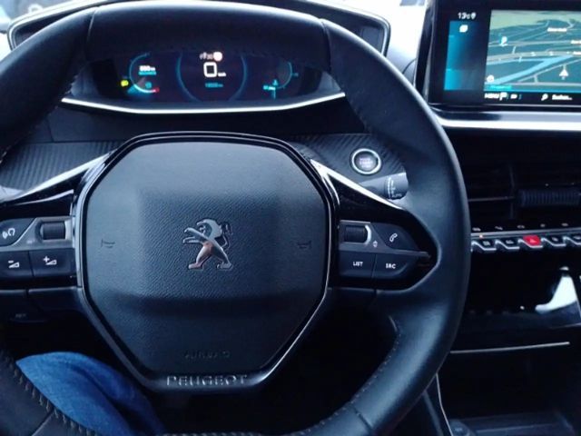 Peugeot 2008 Allure Pack PureTech