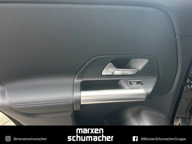 Mercedes-Benz EQA 300 4MATIC Progressive