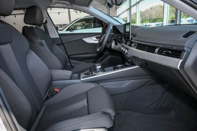 Audi A4 40 TDI Avant S-Tronic