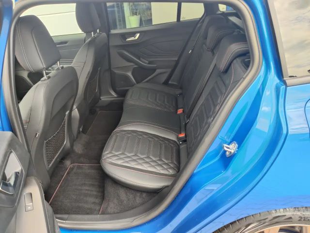 Ford Focus ST Line