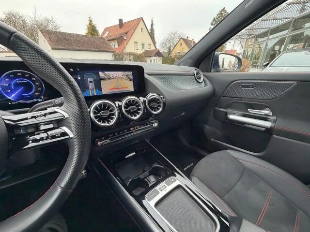 Mercedes-Benz EQA 300 4MATIC AMG Line