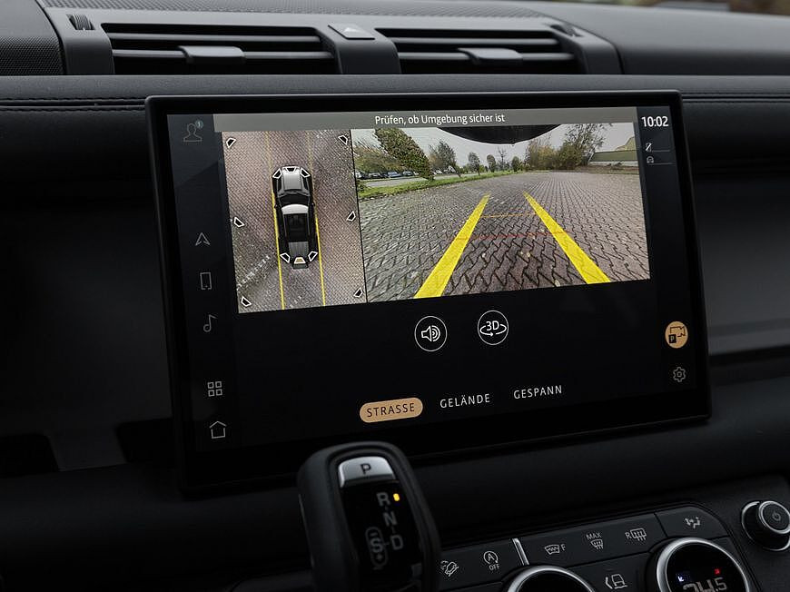 Land Rover Defender 110 Dynamic SE