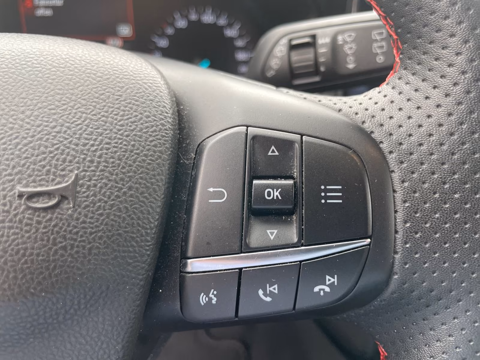 Ford Focus EcoBoost ST Line