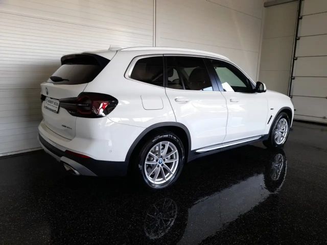 BMW X3 xDrive30e