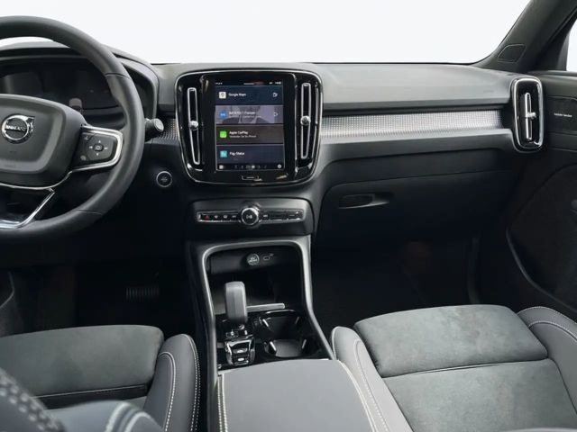 Volvo XC40 Dark Plus