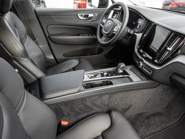 Volvo XC60 Dark Plus