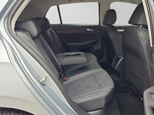 Volkswagen Golf 1.5 TSI Life