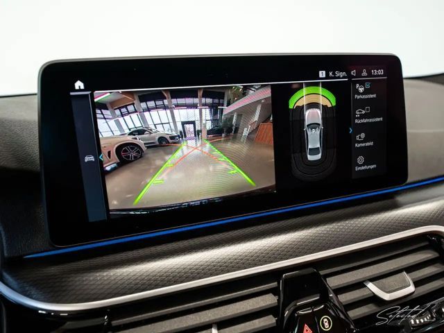 BMW 530 530e M-Sport Sedan xDrive