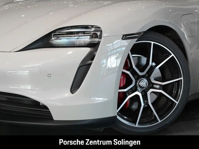 Porsche Taycan 4S