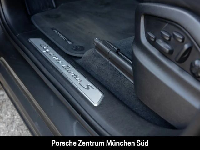 Porsche Cayenne E-Hybrid S Turbo