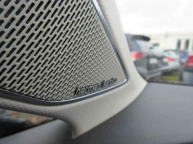 Volkswagen Golf 1.5 TSI IQ.Drive Life