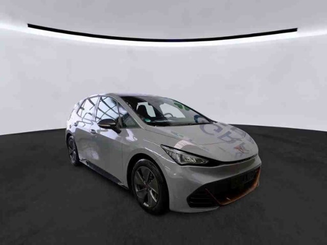 Cupra Born 62 kWh +LED +ACC +RKAM +NAVI +SHZ +18" +APP +