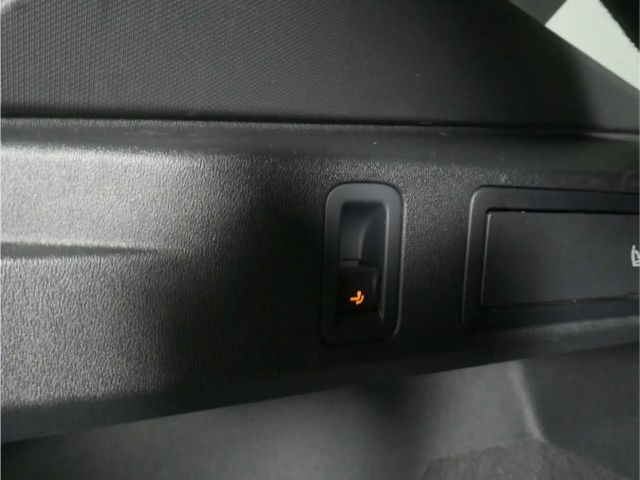 Volkswagen Tiguan 2.0 TDI DSG R-Line Style