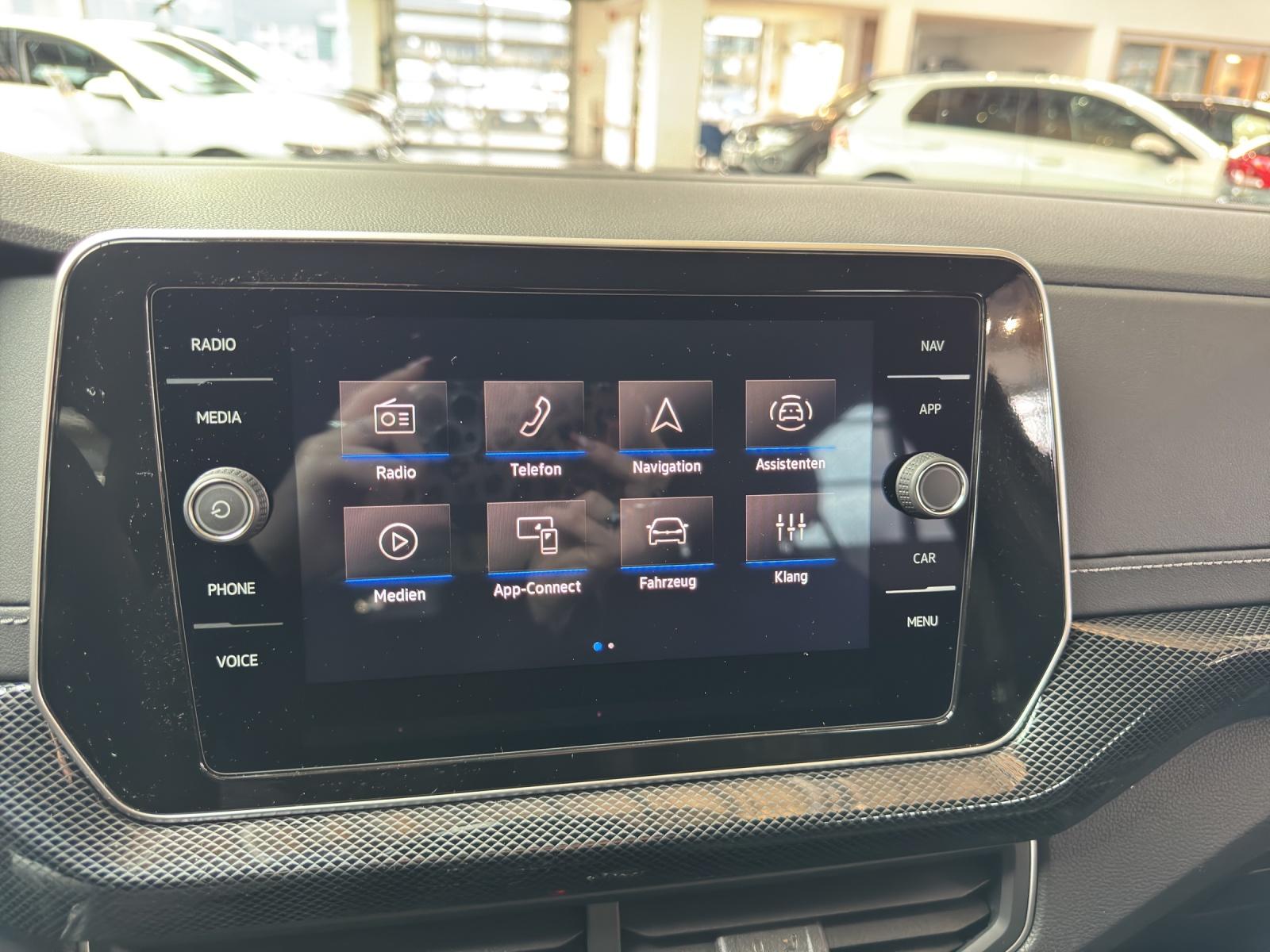 Volkswagen T-Cross 1.0 TSI DSG R-Line