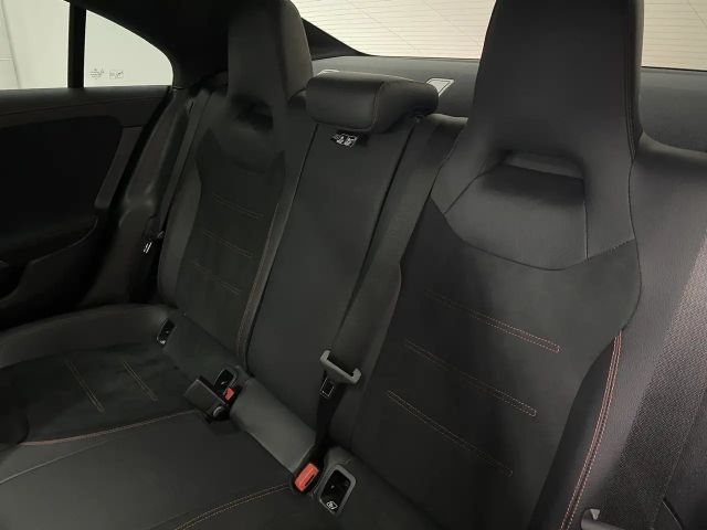 Mercedes-Benz CLA 220 AMG Line CLA 220 d Coupé