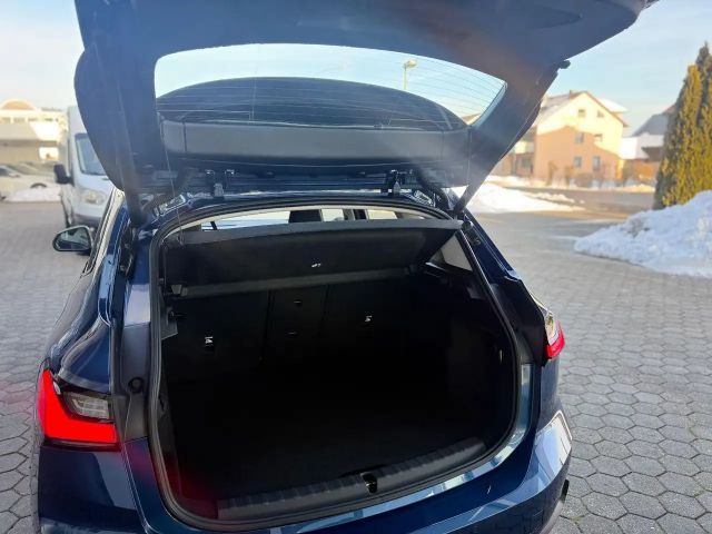 BMW 218 LENKRADHZ KAMERA LED