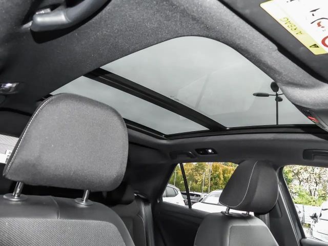 Volkswagen T-Roc 2.0 TSI DSG R-Line