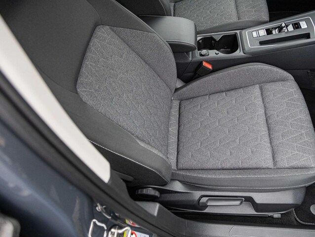 Volkswagen Golf 1.5 eTSI Golf VIII