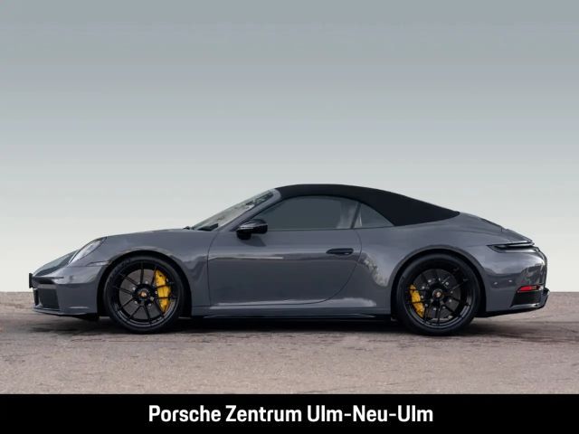 Porsche 992 4 Cabrio Carrera GTS