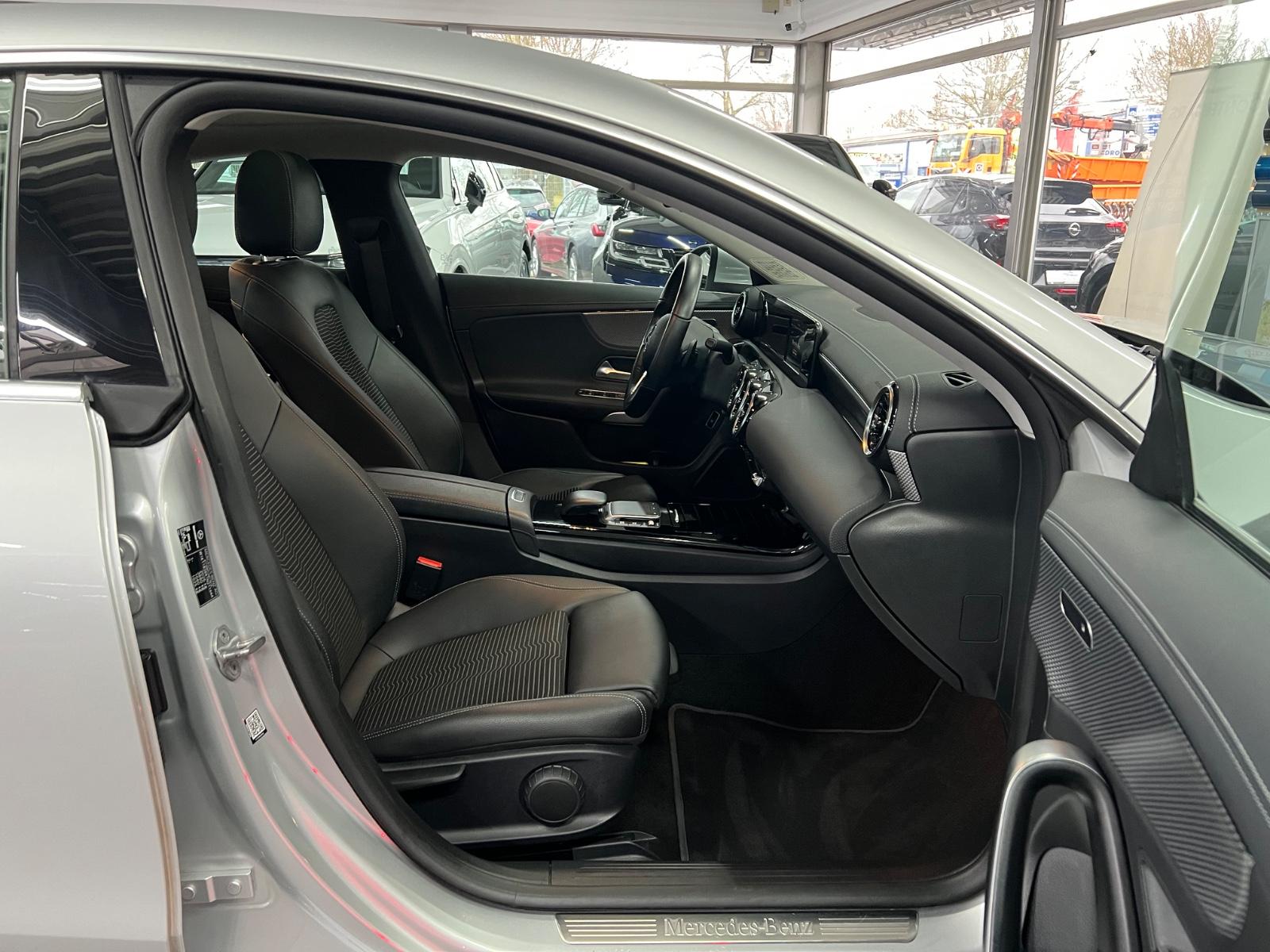 Mercedes-Benz CLA 200 4MATIC Coupé Progressive