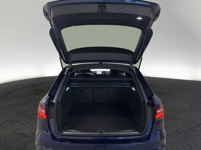 Audi A4 35 TFSI Avant S-Tronic