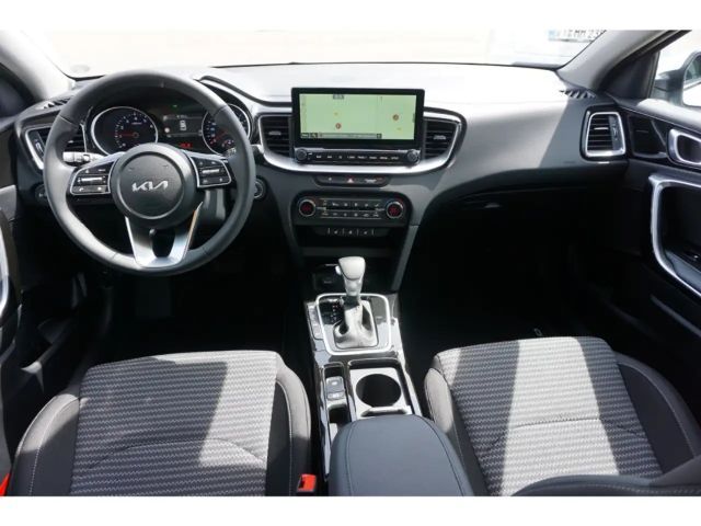 Kia Ceed 1.0T 100 48V Ultimate DCT Navi Indukt. Kamera SHZ