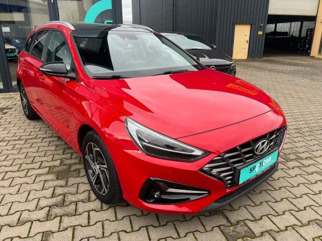 Hyundai i30 1.6 CRDi Intro Edition Intro Edition