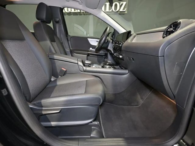 Mercedes-Benz B 250 B 250 e