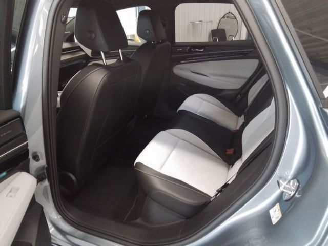 Volkswagen ID.7 286PS NP.74 AHK.AREA-VIEW.5JG.HEAD-UP.20 MASSAGE.DCC