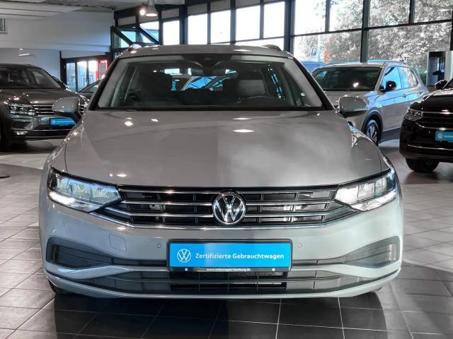 Volkswagen Passat 1.5 TSI DSG Variant