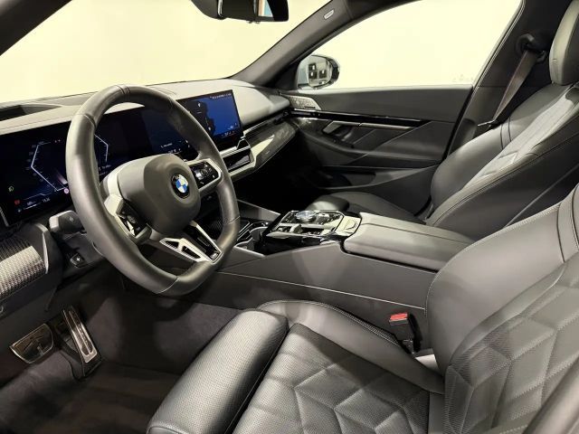 BMW 540 540d M-Sport Touring xDrive