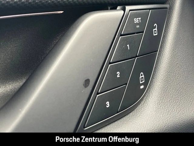 Porsche Taycan 4S Cross Turismo