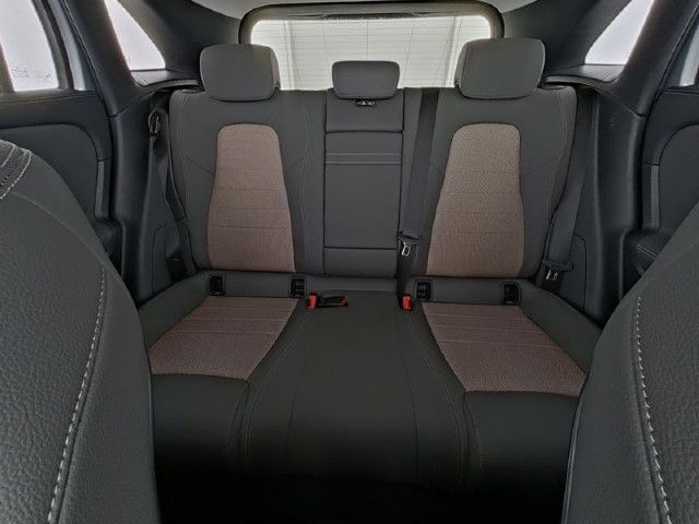 Mercedes-Benz EQA 300 4MATIC