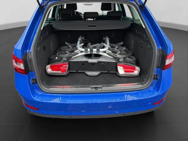 Skoda Superb Ambition Combi iV