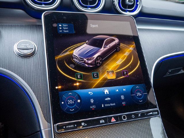 Mercedes-Benz C 220 AMG Line C 220 d Sedan