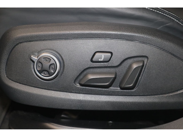 Audi RS4 Avant Quattro