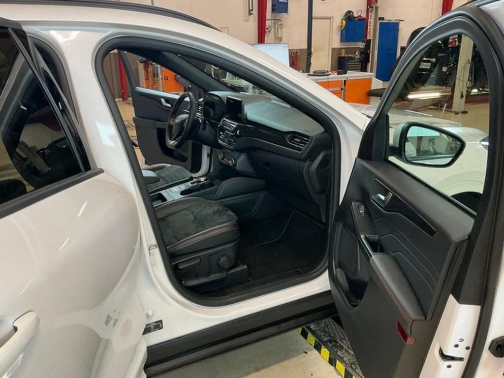 Ford Kuga Hybrid Plug in Hybrid ST Line X