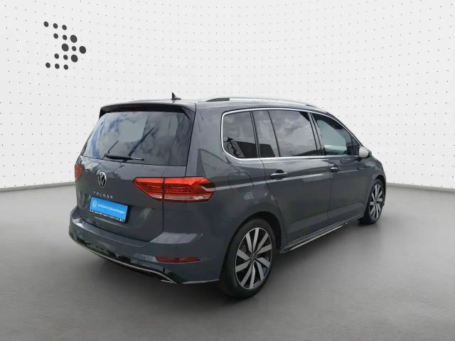 Volkswagen Touran 1.5 TSI DSG R-Line