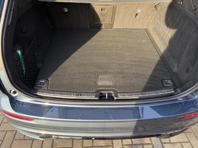 Volvo XC60 Dark Plus