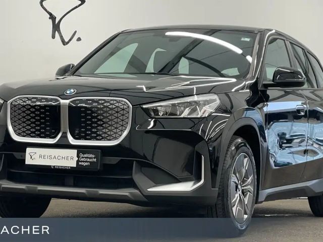 BMW X1 IX1 A XDRIVE30 AHK,Autom