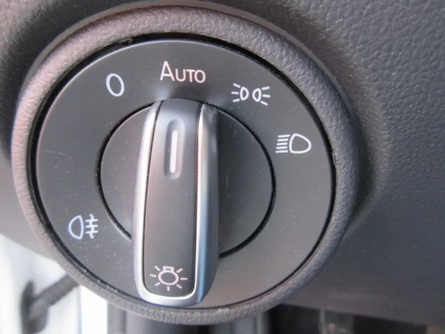 Volkswagen up! Active