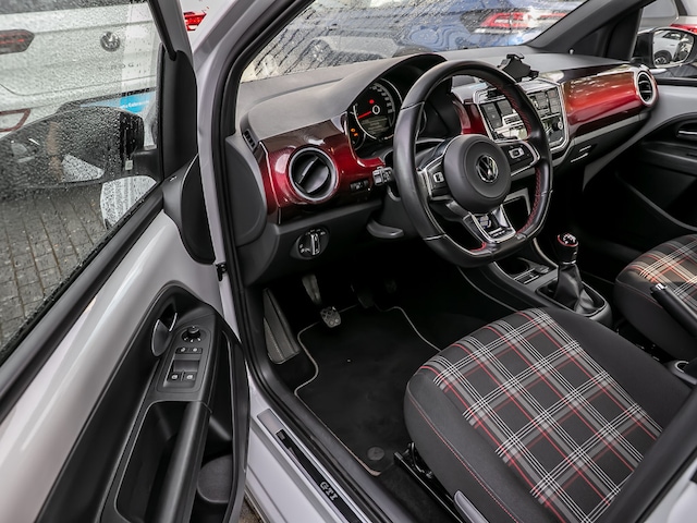 Volkswagen up! 1.0 TSI GTI