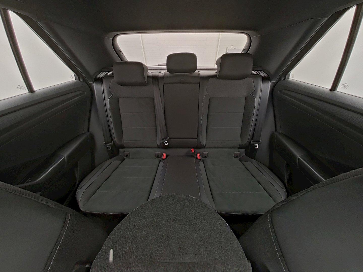 Volkswagen T-Roc 1.5 TSI DSG Plus R-Line