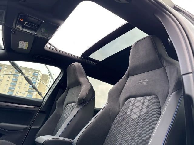 Volkswagen Golf DSG Sport Variant