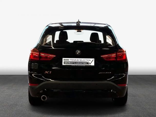 BMW X1 Advantage pakket xDrive25e