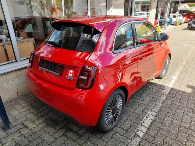 Fiat 500e RED