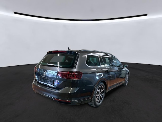 Volkswagen Passat Business R-Line Variant