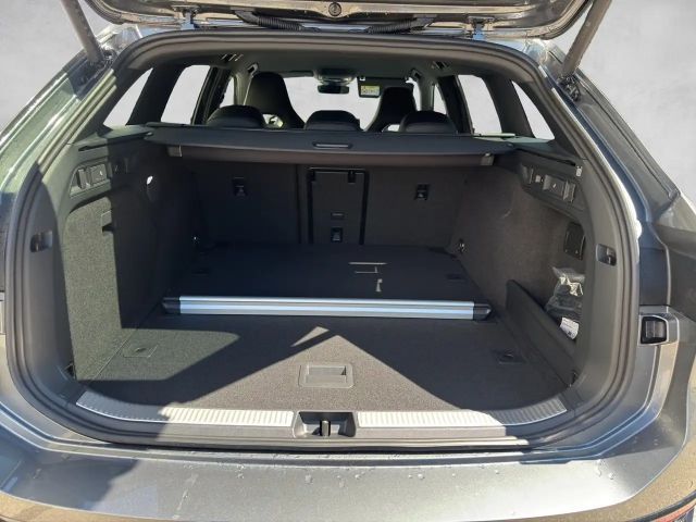 Volkswagen Passat DSG R-Line Variant